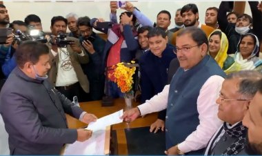 कृषि कानूनों के विरोध में अभय सिंह चौटाला का हरियाणा विधान सभा  से इस्तीफा