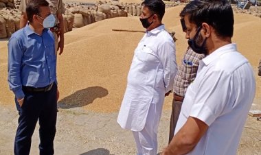 केंद्र  के साथ सहमति के बाद  पंजाब में गेहूं खरीद शुरू, आढ़तियों के साथ बैकफुट पर कैप्टन सरकार
