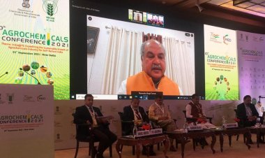 एग्रोकेमिकल्स कांफ्रेंस में कृषि मंत्री तोमर ने कहा कि कृषि अर्थव्यवस्था को मजबूत बनाने में सबसे महत्वपूर्ण सेक्टर