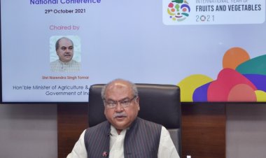 उच्च पोषण वाले  विदेशी फलों और स्वदेशी  फलों का उत्पादन बढ़ाने पर जोरः तोमर