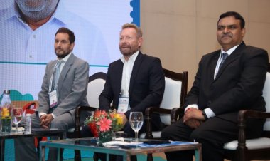 वर्ल्ड  डेयरी समिट में कई ब्रांडों को लेकर डेयरी किसान संगठनों ने दी बाजार में दस्तक