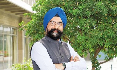 अमूल के मैनेजिंग डायरेक्टर डॉ. आर एस सोढ़ी ने इस्तीफा दिया, अब जयेन मेहता संभालेंगे यह जिम्मा