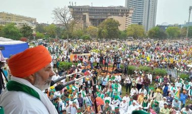 किसानों की मांगें पूरी नहीं हुई तो होगा एक और बड़ा आंदोलन, महापंचायत ने सरकार को चेताया