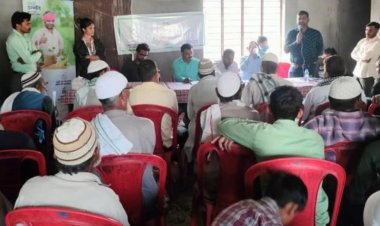 ग्राम उन्नति ने मक्के को कीड़ों और बीमारियों से बचाने का किसानों को दिया प्रशिक्षण