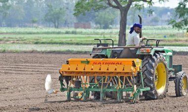 धान की सीधी बुवाई जोर पकड़ रही, मजदूरी और पानी की खपत में आती है कमी