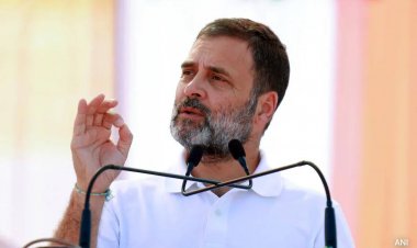 छत्तीसगढ़ के भूमिहीन कृषि मजदूरों को मिलेंगे 10 हजार रुपये और गरीबों को 10 लाख तक इलाज फ्री, राहुल गांधी ने किया वादा