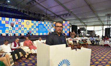 सरकार का विकेंद्रीकरणः केरलीयम 2023 में कहां है स्थानीय शासन
