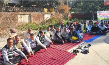 नारायणगढ़ चीनी मिल के बकाया भुगतान को लेकर किसान धरने-प्रदर्शन को मजबूर