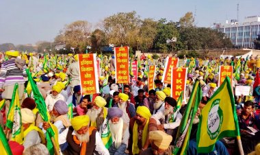 दिल्ली में आज किसान मजदूर महापंचायत, किसानों को रोकने पर भड़के टिकैत