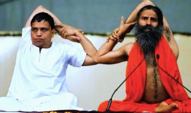 सुप्रीम कोर्ट ने रामदेव और बालकृष्ण को पेश होने को कहा, जानिए क्या है पूरा मामला