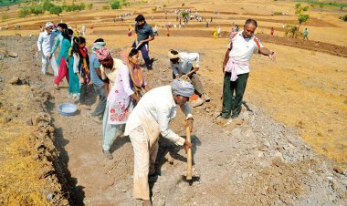 चुनाव से पहले सरकार ने बढ़ाई मनरेगा मजदूरी, जानिए किस राज्य में कितनी मजदूरी