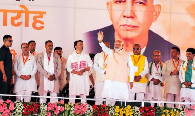 मेरठ में पीएम मोदी का चुनावी शंखनाद, विपक्ष पर गरजे,  गन्ना किसानों के लिए बताया प्लान