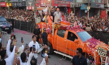 आज की प्रमुख चुनावी खबरेंः खड़गे बोले- मोदी के वादे झूठे, मोदी ने कहा- भ्रष्टाचारियों को बचाने के लिए कांग्रेस की रैली