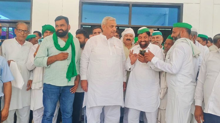 नरेश टिकैत 14 साल पुराने मामले में अदालत में पेश हुए, मिल गई जमानत