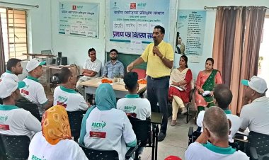 युवाओं को डेयरी सेक्टर में स्वरोजगार के गुर सिखाए