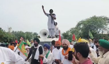 अंबाला में किसान नेताओं को हिरासत में लेने के बाद छोड़ा, रिहाई के बाद नवदीप का सम्मान