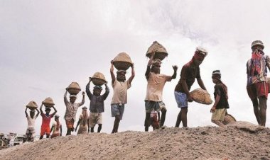 पीएम मोदी के लिए 'असली 400 पार' का मौका, बजट में 400 रुपये हो न्यूनतम मजदूरी: कांग्रेस