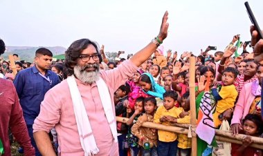 झारखंड में हेमंत सोरेन की वापसी तय, इंडिया गठबंधन ने पार किया बहुमत का आंकड़ा