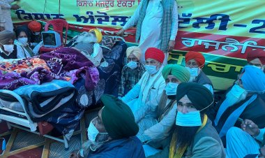 राकेश टिकैत खनौरी बॉर्डर पर जगजीत सिंह डल्लेवाल से मिले, एकजुटता की बात कही