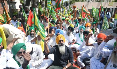 पंजाब में किसानों ने आप के मंत्रियों और विधायकों के घरों का घेराव किया