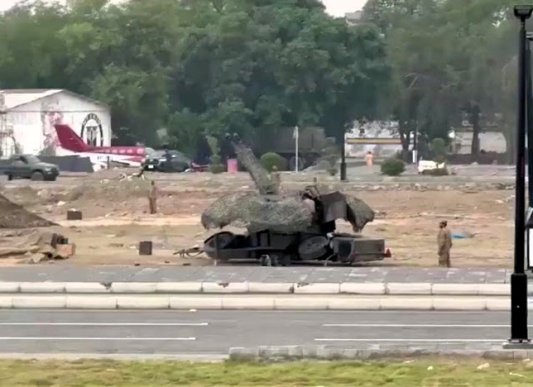 भारत ने पाकिस्तान के ड्रोन व मिसाइल हमलों को नाकाम किया, लाहौर में एयर डिफेंस सिस्टम किया ध्वस्त