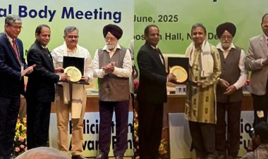 राष्ट्रीय कृषि विज्ञान अकादमी ने हरवीर सिंह और प्रभुदत्त मिश्रा को सम्मानित किया