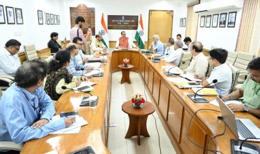 उर्वरक और पेस्टीसाइड के नकली या घटिया  मिलने पर सील करें फैक्ट्रियां व दुकानेंः शिवराज सिंह