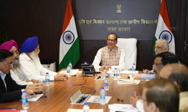 कृषि यंत्र निर्माता व डीलर जीएसटी सुधारों का लाभ तुरंत किसानों को दें: शिवराज सिंह चौहान