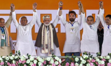 बिहार में एनडीए 200 पार, भाजपा सबसे बड़ी पार्टी, 35 सीटों पर सिमटा महागठबंधन