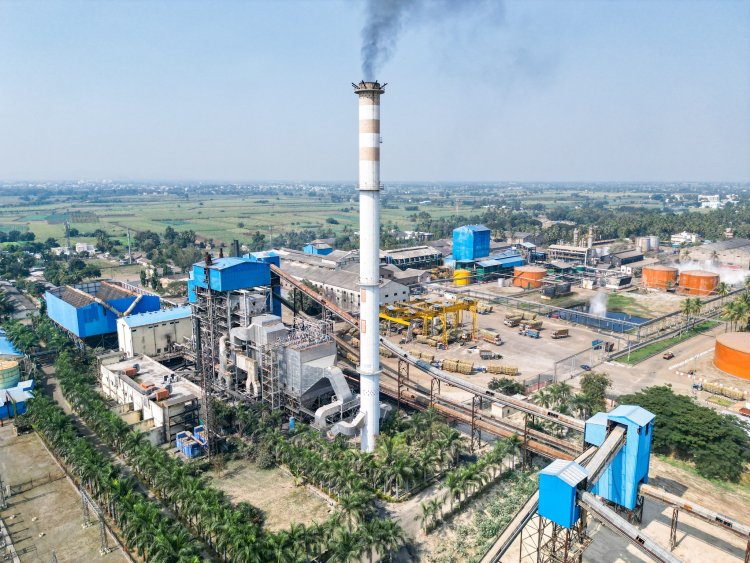 देरी के बावजूद चीनी सीजन 2025-26 की मजबूत शुरुआत, 325 मिलों में पेराई शुरू