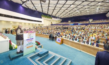 केन्द्रीय गृह एवं सहकारिता मंत्री अमित शाह ने सहकारिता-आधारित टैक्सी सेवा ‘भारत टैक्सी’ लांच की