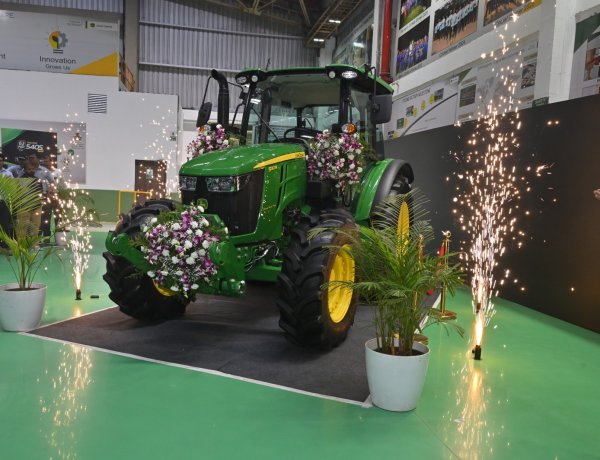 जॉन डियर ने प्रिसिजन फार्मिंग तकनीक से लैस 130 एचपी का 5एम सीरीज ट्रैक्टर लॉन्च किया