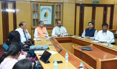 भारत को उर्वरक आयात पर निर्भरता घटाने, एआई और आधुनिक तकनीक का इस्तेमाल बढ़ाने की जरूरतः डॉ. एम.एल. जाट