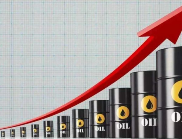 होर्मुज गतिरोध के बीच ब्रेंट क्रूड फिर 111 डॉलर के पार; कच्चे तेल की मांग में आ सकती है स्थायी गिरावट