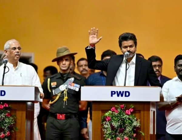 विजय ने ली तमिलनाडु के मुख्यमंत्री पद की शपथ, साथ में 9 मंत्री, मंच से ही तीन आदेश किए जारी