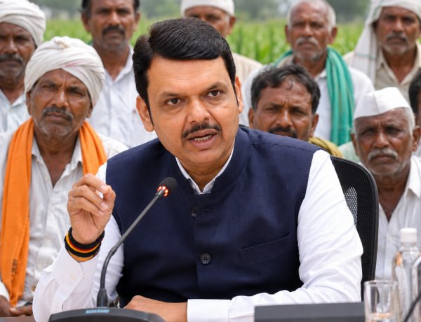 महाराष्ट्र कैबिनेट ने 2 लाख रुपये तक की कृषि कर्जमाफी को मंजूरी दी, 56 लाख किसानों को मिलेगा लाभ
