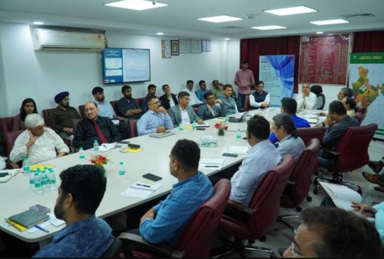 ग्रीन यूरिया संयंत्र स्थापना के लिए उद्योग से प्रस्ताव आमंत्रित, सरकार की हर साल 7.24 लाख टन ग्रीन अमोनिया खरीदने की योजना