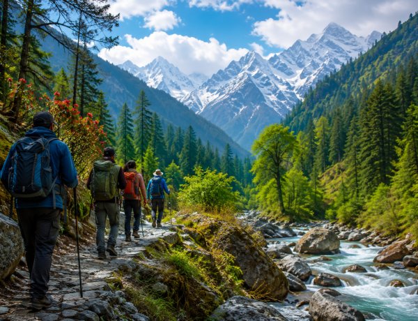 उत्तराखंड में जल्द लागू होगी नई ट्रैकिंग पॉलिसी, बनेगा नेचर गाइड ट्रेनिंग सेंटर