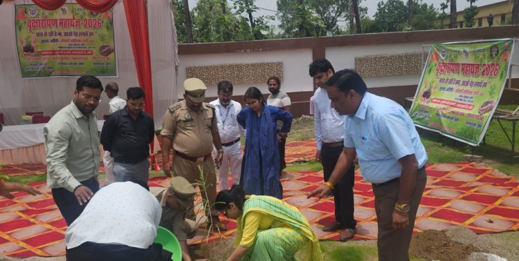 उत्तर प्रदेश सरकार के हरित महाअभियान में शिक्षा विभाग के संस्थानों में रोपे गए 43 लाख पौधे