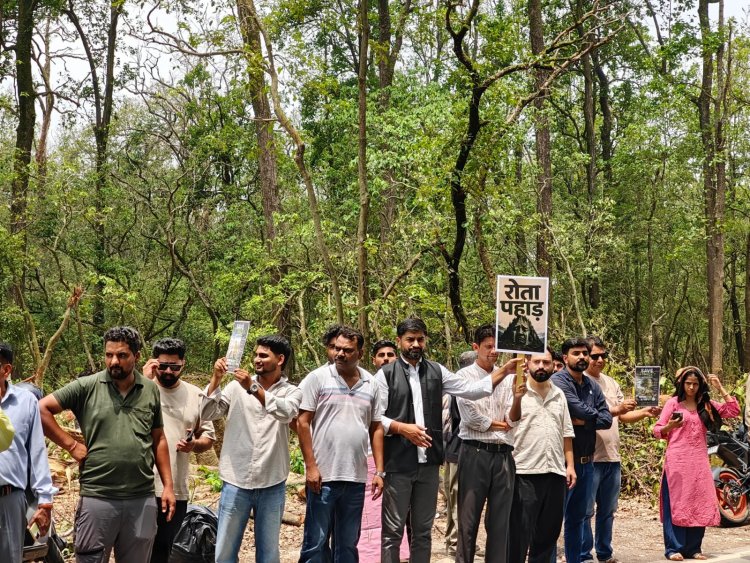 देहरादून–ऋषिकेश हाईवे पर पेड़ों की कटाई स्थगित, पर्यावरण प्रेमियों के विरोध के बाद पीछे हटी सरकार