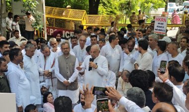 हरियाणा: HKRN कर्मियों को पक्का करने की मांग को लेकर कांग्रेस का पंचकूला में प्रदर्शन, हुड्डा बोले—संघर्ष जारी रहेगा