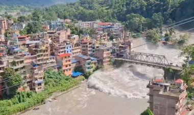 नेपाल में भूकंप और भूस्खलन के बाद विनाशकारी बाढ़, 105 भारतीयों समेत 384 पर्यटक लापता, भारी तबाही