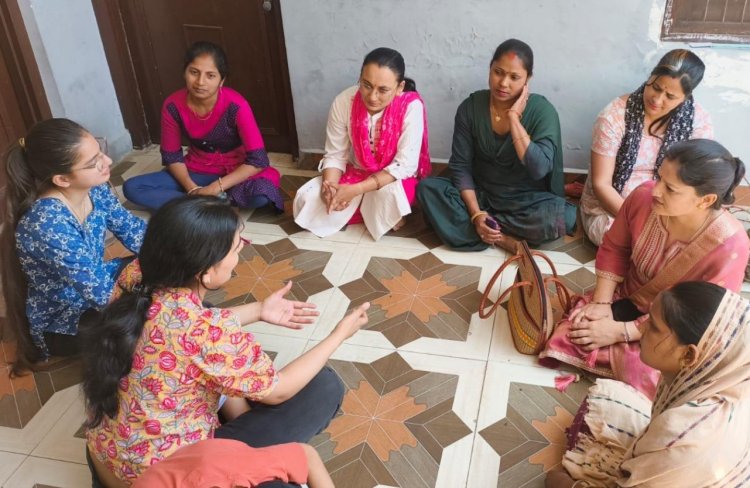 कांगड़ा की ग्रामीण महिलाएं घर में अपनी बात रखने में आगे, लेकिन वित्तीय फैसलों, कहीं आने-जाने और डिजिटल भागीदारी में बड़ी खाई