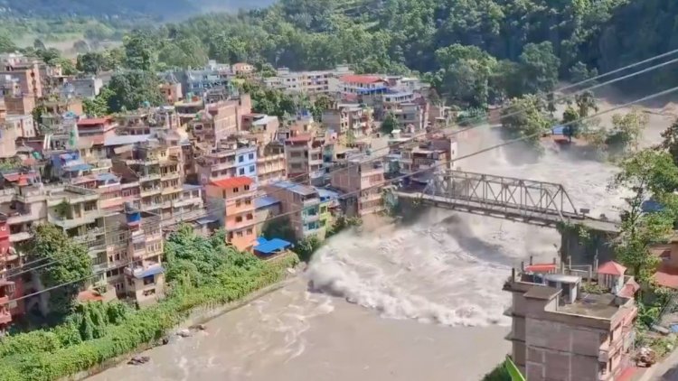 नेपाल में भूकंप और भूस्खलन के बाद विनाशकारी बाढ़, 105 भारतीयों समेत 384 पर्यटक लापता, भारी तबाही