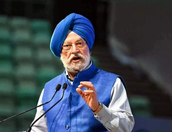 इथेनॉल पर ब्रेक: E20 से ज्यादा ब्लेंडिंग बढ़ाने का फिलहाल सरकार का इरादा नहीं