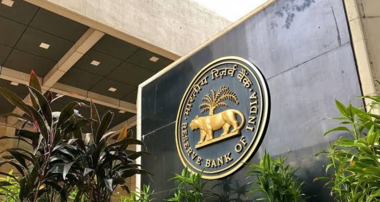 RBI ने साढ़े तीन साल बाद महंगा किया कर्ज, रेपो रेट 0.25% बढ़कर 5.50% हुआ, इस वर्ष 5.2% महंगाई का अनुमान